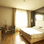 Hotel Axolute Comfort 4*
