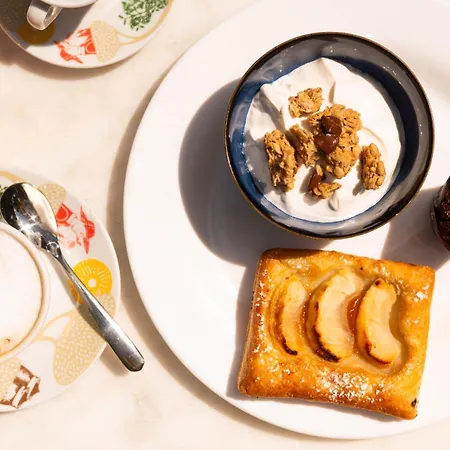 Axolute Comfort Hotel 4*