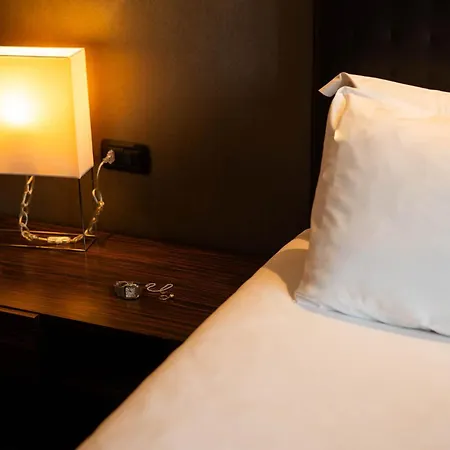 Ξενοδοχείο Axolute Comfort 4*