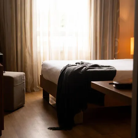 Hotel Axolute Comfort 4*