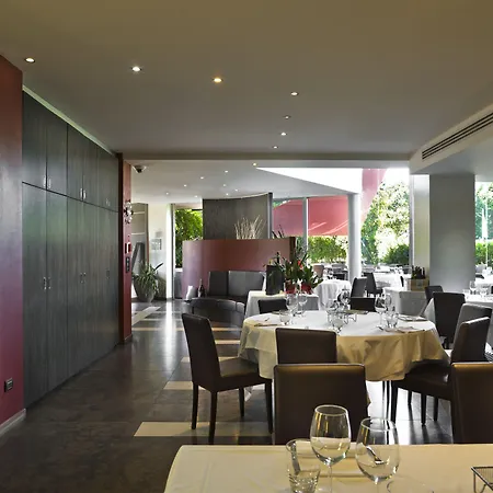 Axolute Comfort Hotel 4*