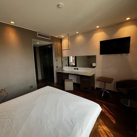 Axolute Comfort Hotel 4*