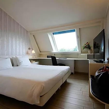 Отель Axolute Comfort Канту