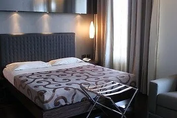 Hotel Axolute Comfort 4*