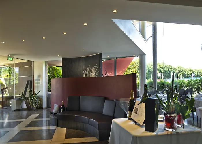 Axolute Comfort Otel Cantù